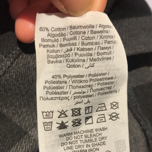 Men’s Jack & Jones Crewneck😍 - Picture 6 of 6